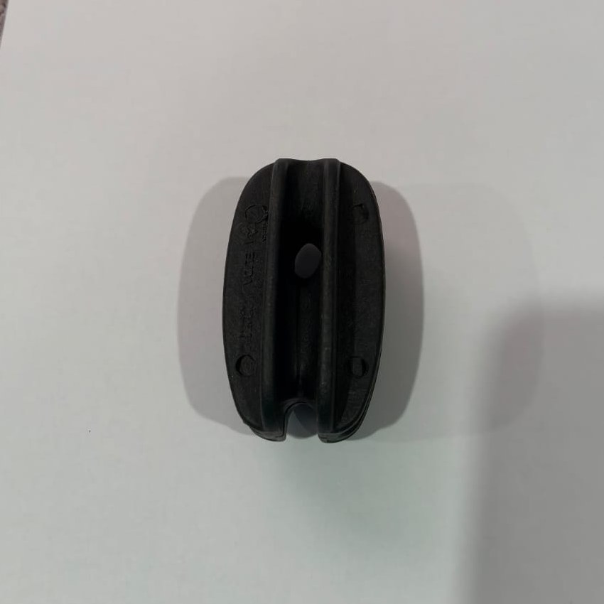 PVC Strainer Insulator electric fence accessory